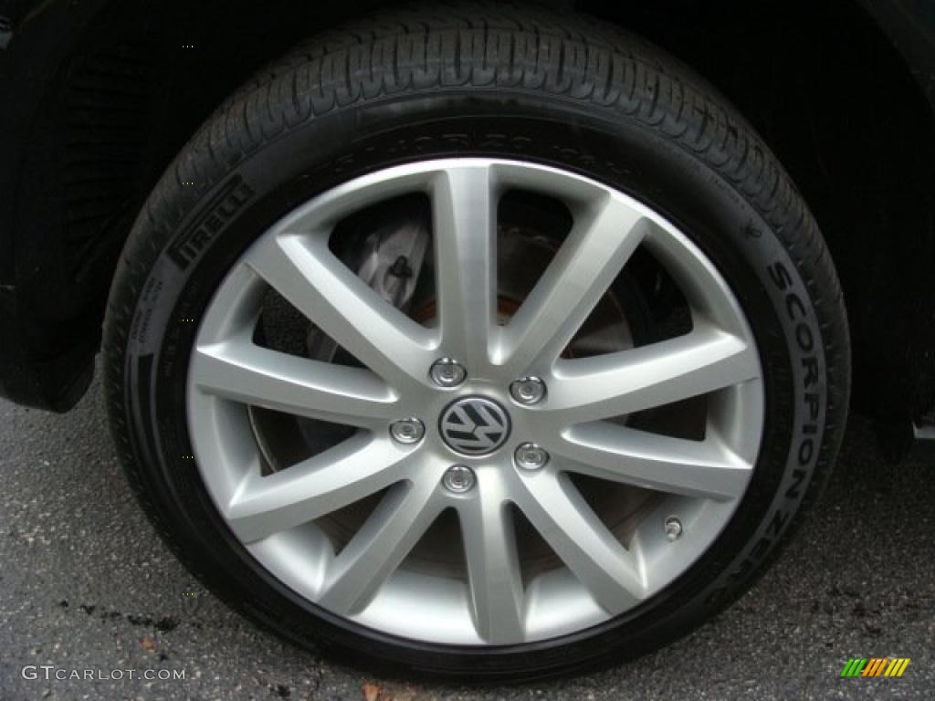 2010 Volkswagen Touareg TDI 4XMotion Wheel Photo #48323489