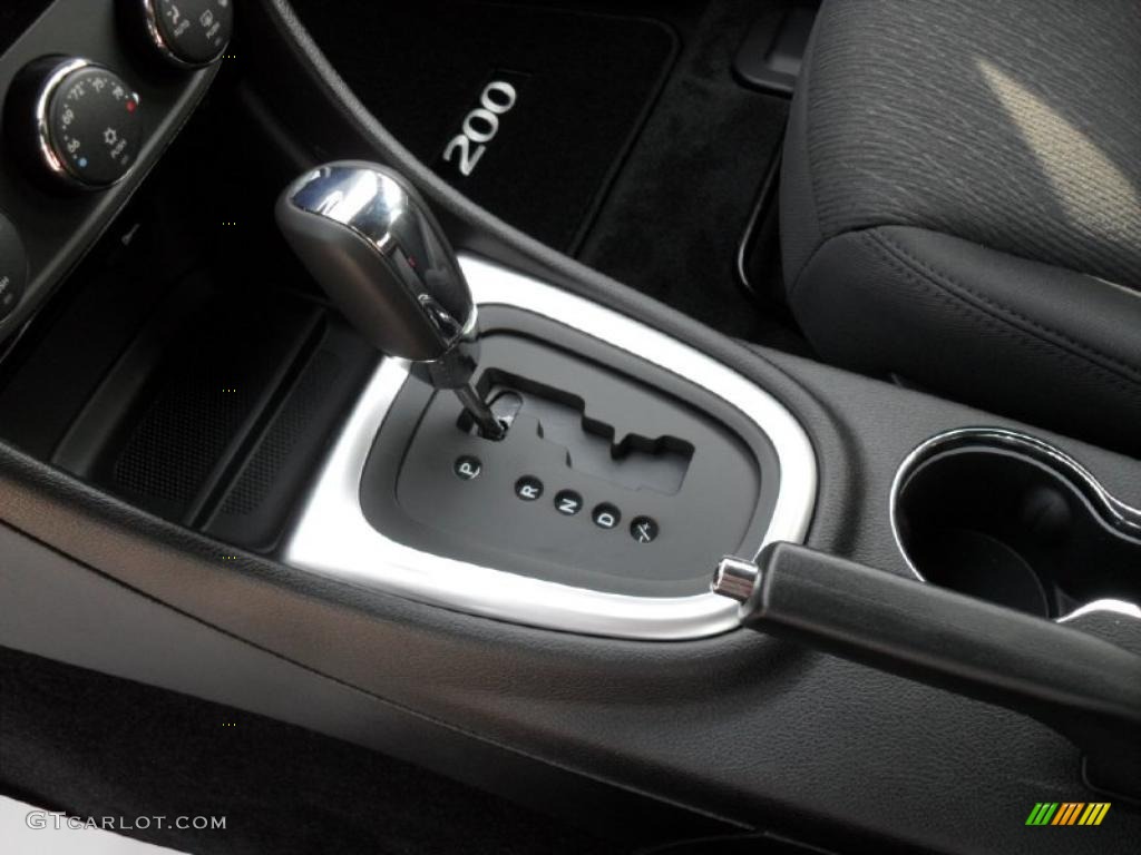 2011 Chrysler 200 Touring 6 Speed AutoStick Automatic Transmission Photo #48325439