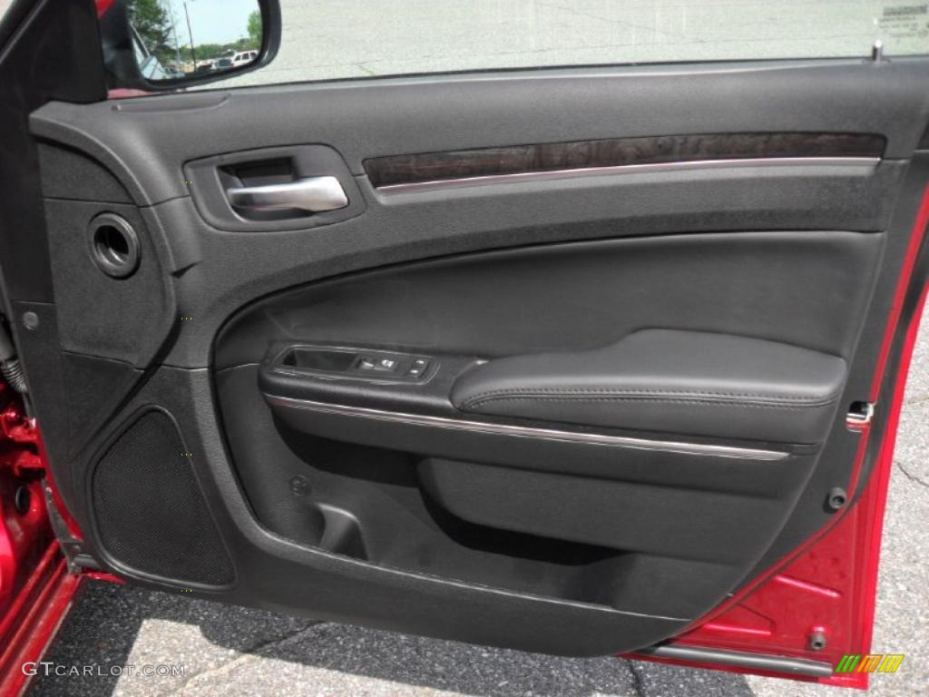 2011 Chrysler 300 Standard 300 Model Black Door Panel Photo #48325673