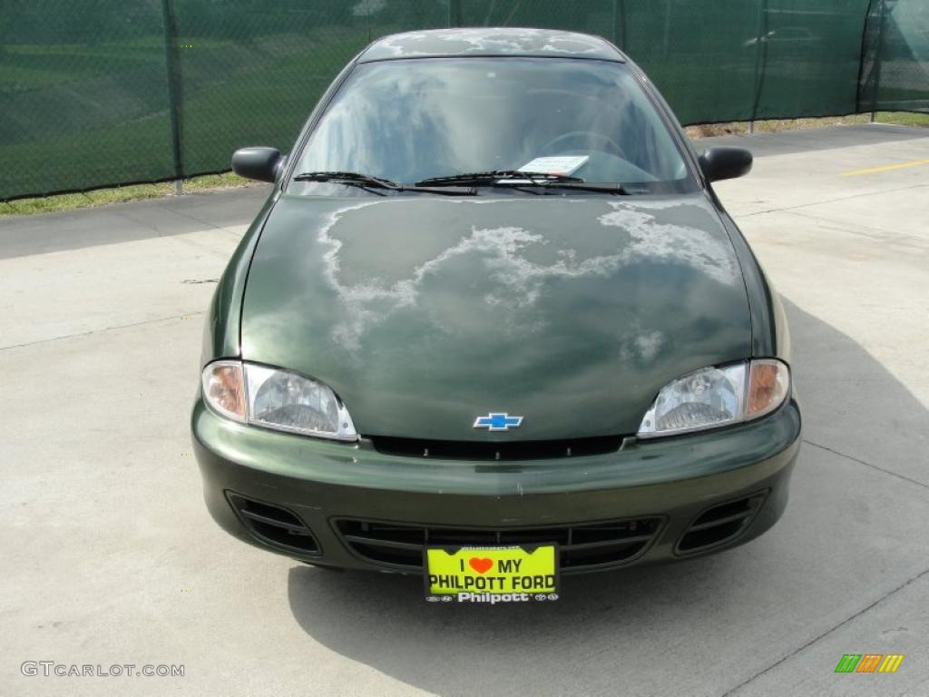 2000 Cavalier Sedan - Dark Colorado Green Metallic / Graphite photo #8