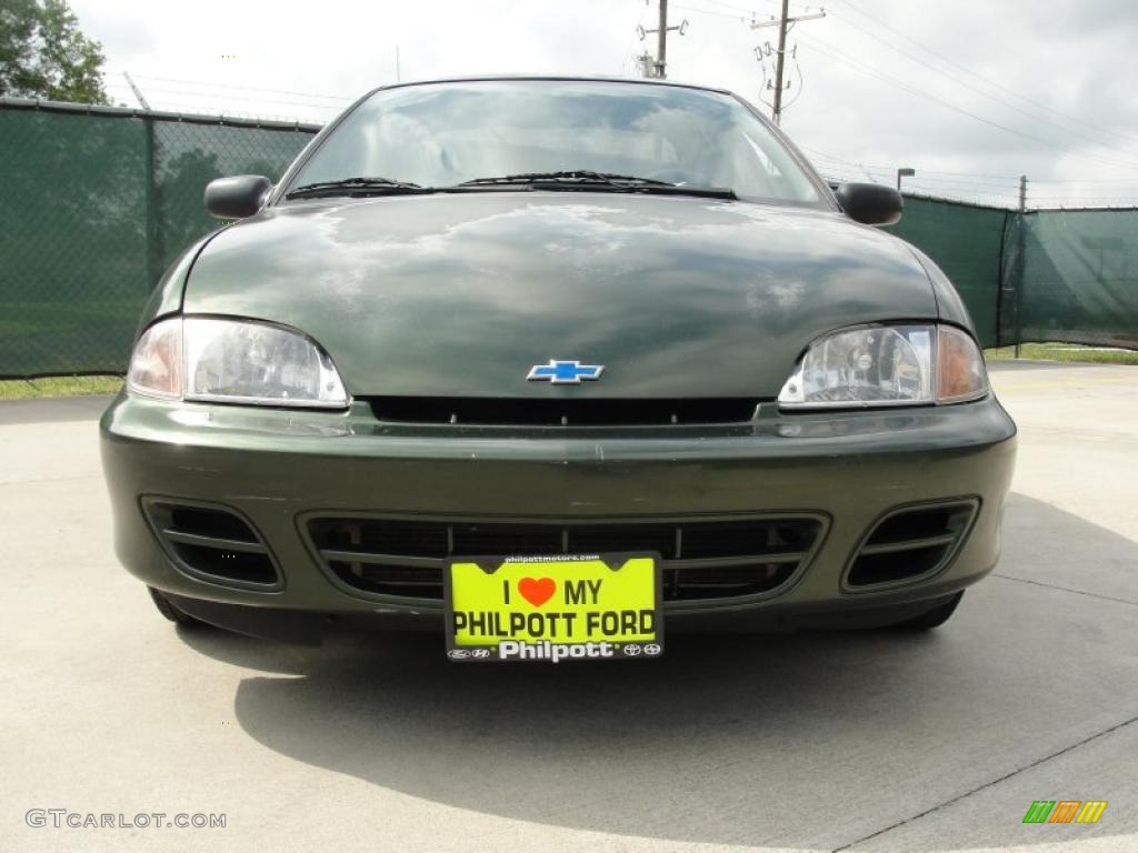 2000 Cavalier Sedan - Dark Colorado Green Metallic / Graphite photo #9