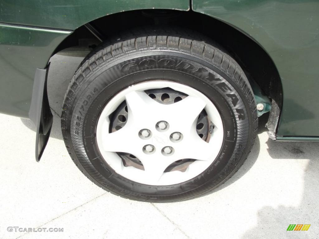 2000 Cavalier Sedan - Dark Colorado Green Metallic / Graphite photo #13