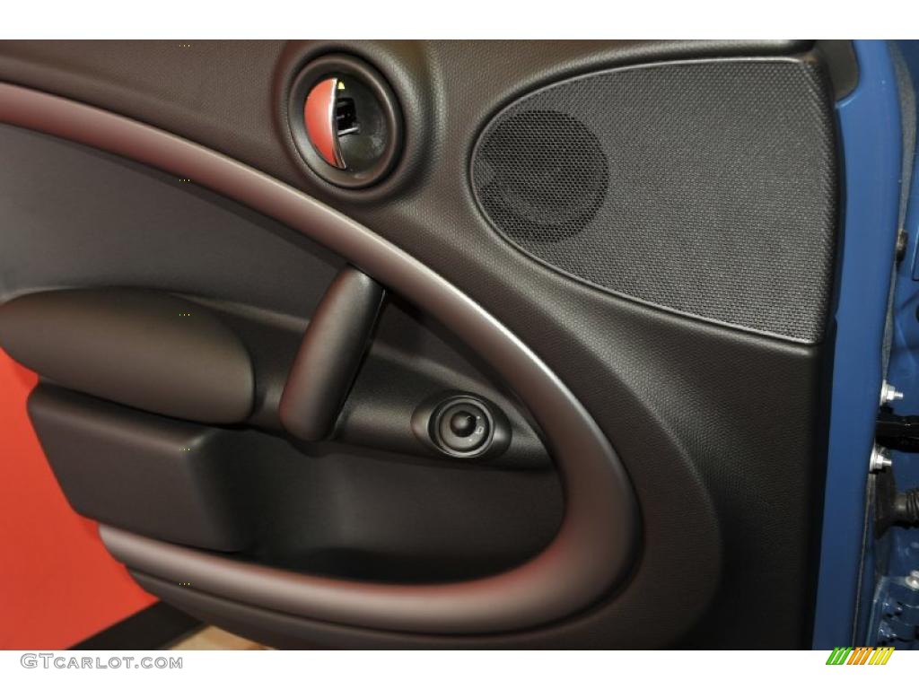 2011 Mini Cooper S Countryman Carbon Black Door Panel Photo #48329596
