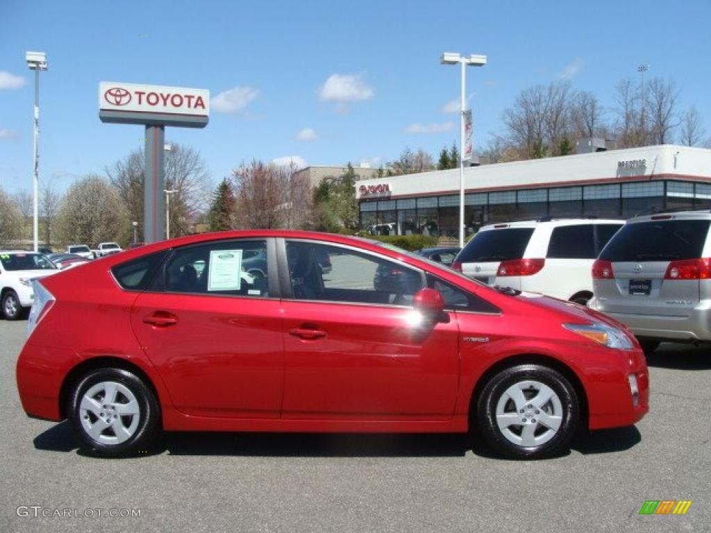 2010 Prius Hybrid III - Barcelona Red Metallic / Dark Gray photo #1