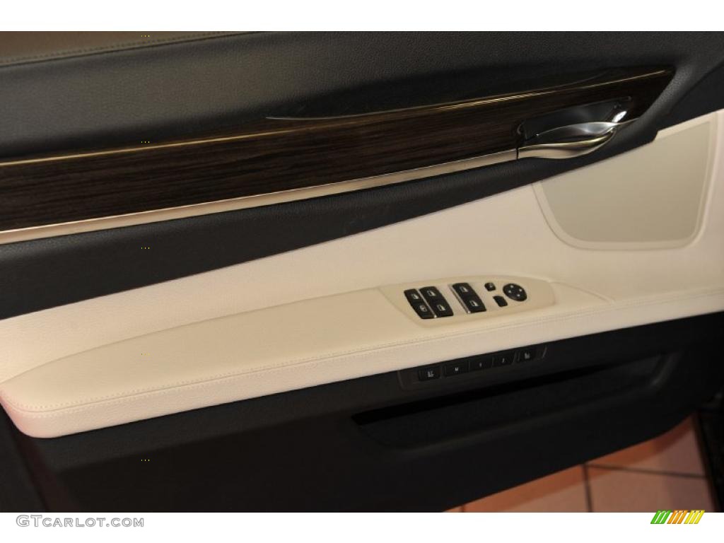 2012 BMW 7 Series 740Li Sedan Controls Photo #48330241