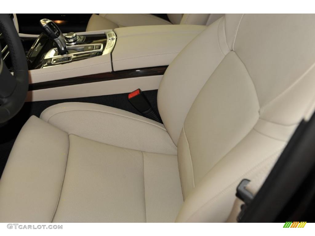 Oyster/Black Interior 2012 BMW 7 Series 740Li Sedan Photo #48330268