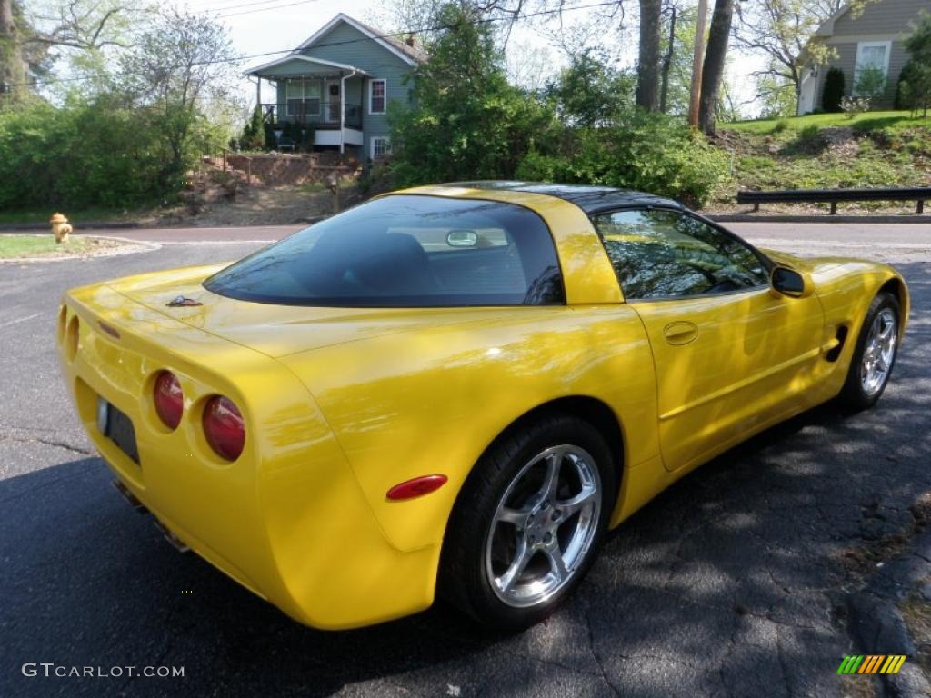 Millenium Yellow 2002 Chevrolet Corvette Coupe Exterior Photo #48330403