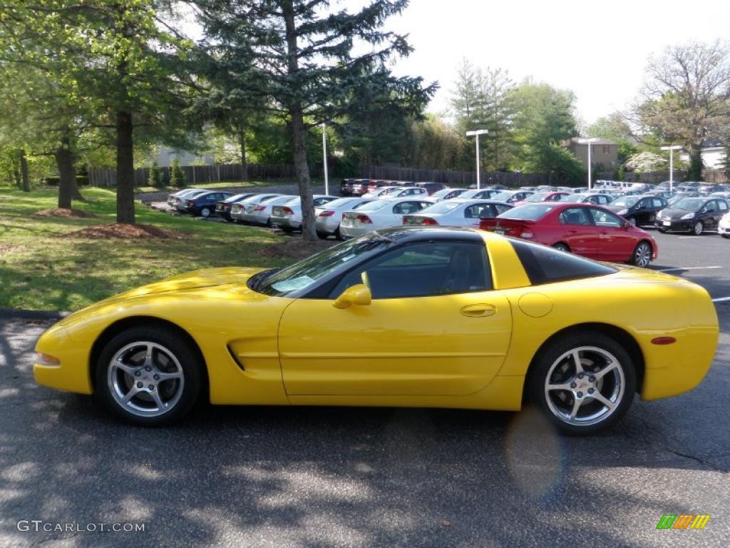 Millenium Yellow 2002 Chevrolet Corvette Coupe Exterior Photo #48330448