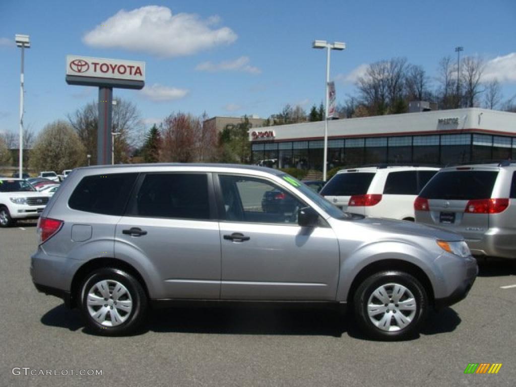 2009 Forester 2.5 X - Steel Silver Metallic / Platinum photo #1