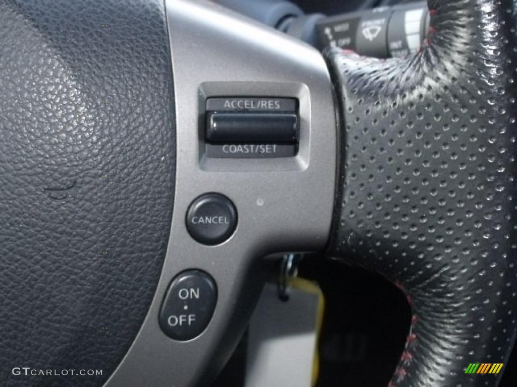 2007 Nissan Sentra SE-R Spec V Controls Photo #48332257