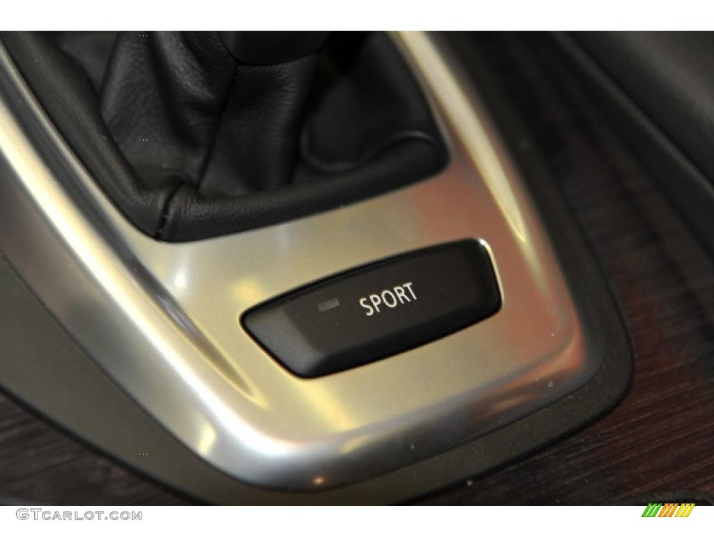 2010 BMW 5 Series 550i Sedan Controls Photo #48334846