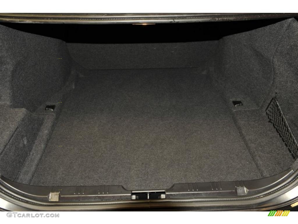 2010 BMW 5 Series 550i Sedan Trunk Photo #48335002