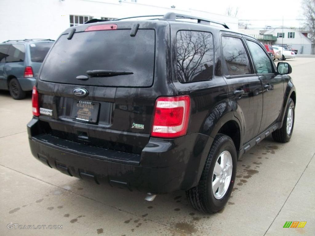 2011 Escape XLT V6 - Tuxedo Black Metallic / Charcoal Black photo #5