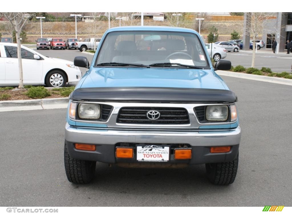 1995 Tacoma V6 Extended Cab 4x4 - Paradise Blue Metallic / Gray photo #6