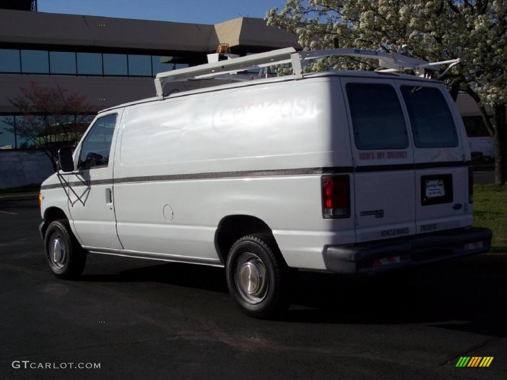 1997 E Series Van E250 Cargo - Oxford White / Medium Graphite photo #16