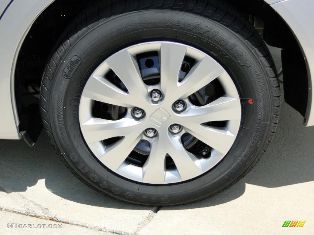 2012 Honda Civic LX Sedan Wheel Photo #48340438