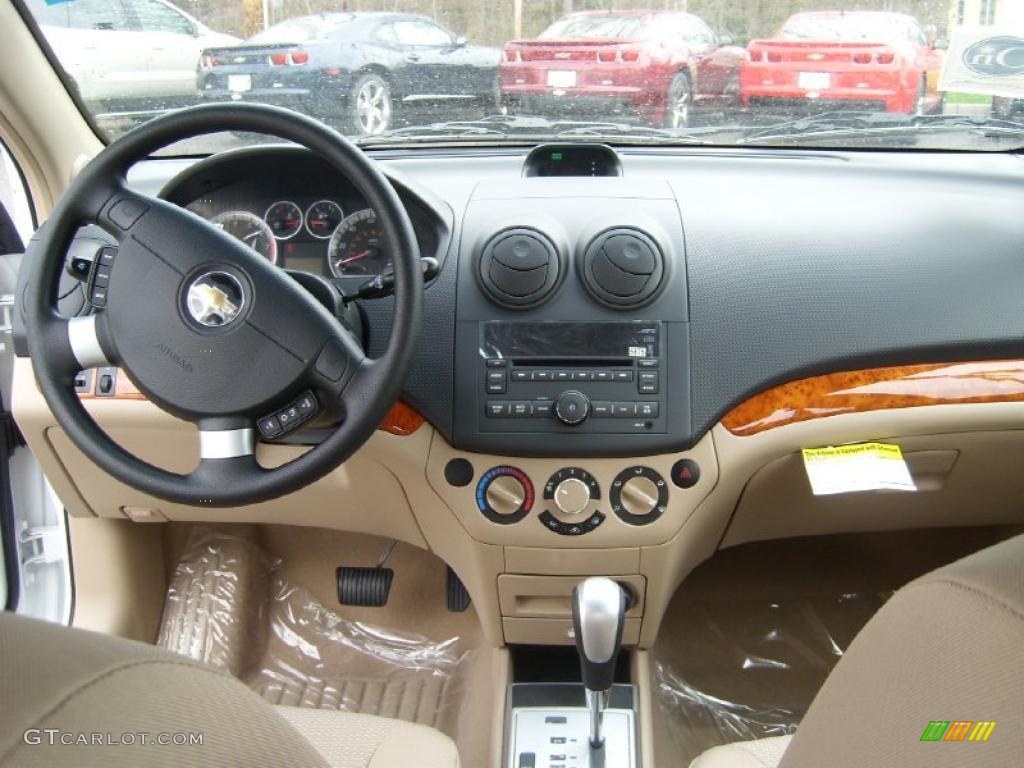 2011 Chevrolet Aveo LT Sedan Neutral Dashboard Photo #48340873