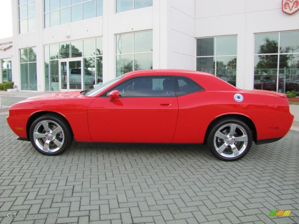 Inferno Red Crystal Pearl Coat 2009 Dodge Challenger R/T Exterior Photo #48350272