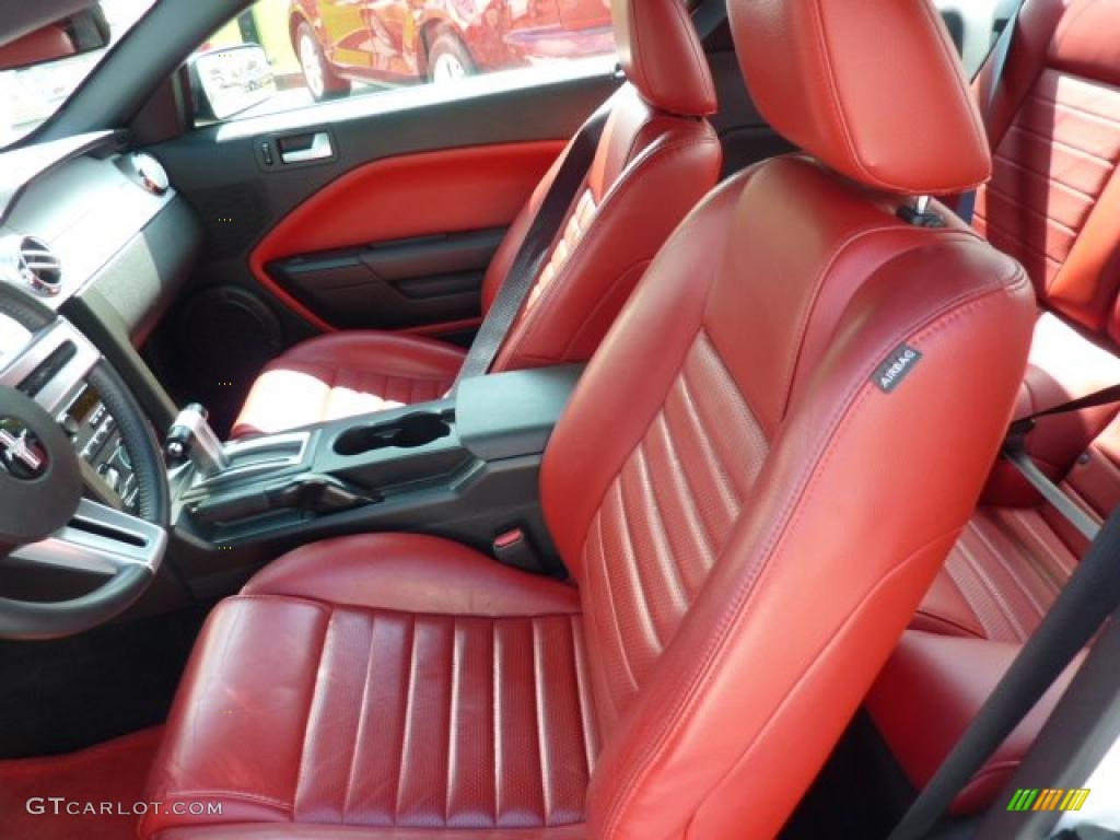 Red/Dark Charcoal Interior 2006 Ford Mustang GT Premium Coupe Photo #48350776