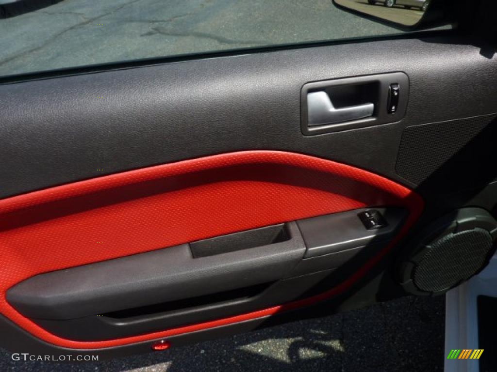 2006 Ford Mustang GT Premium Coupe Red/Dark Charcoal Door Panel Photo #48350821