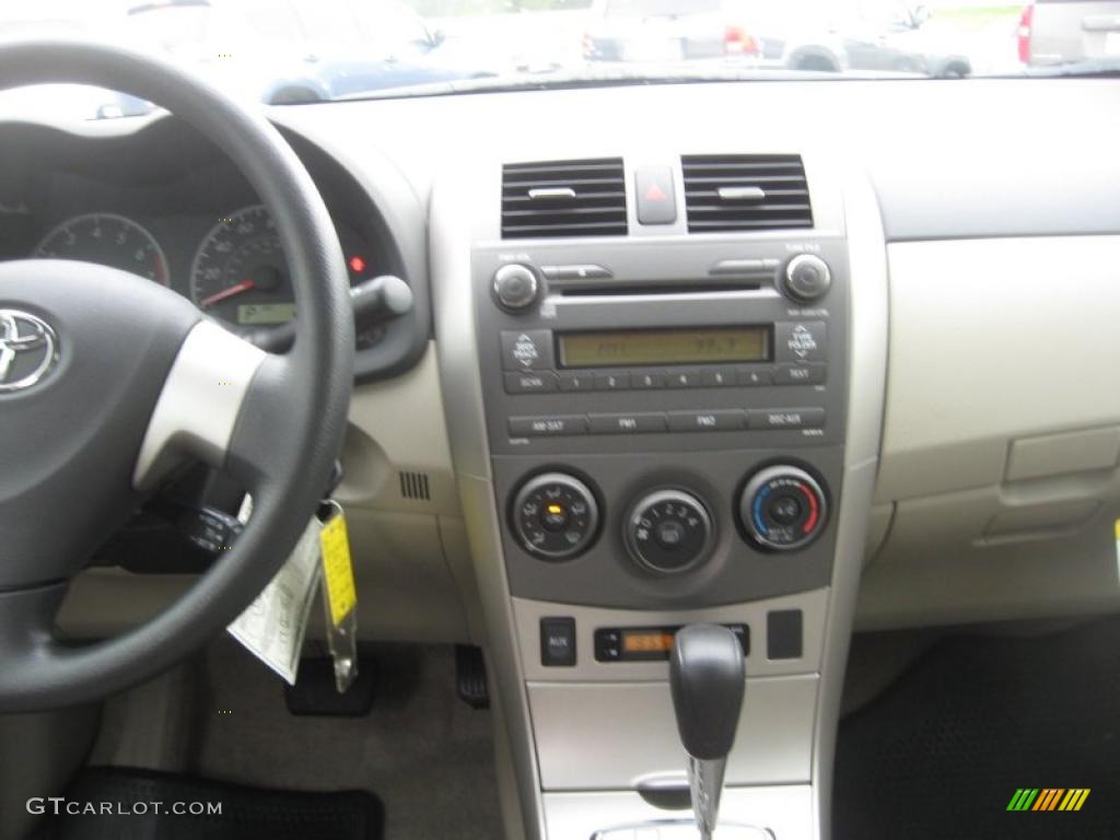 2011 Corolla LE - Sandy Beach Metallic / Bisque photo #10