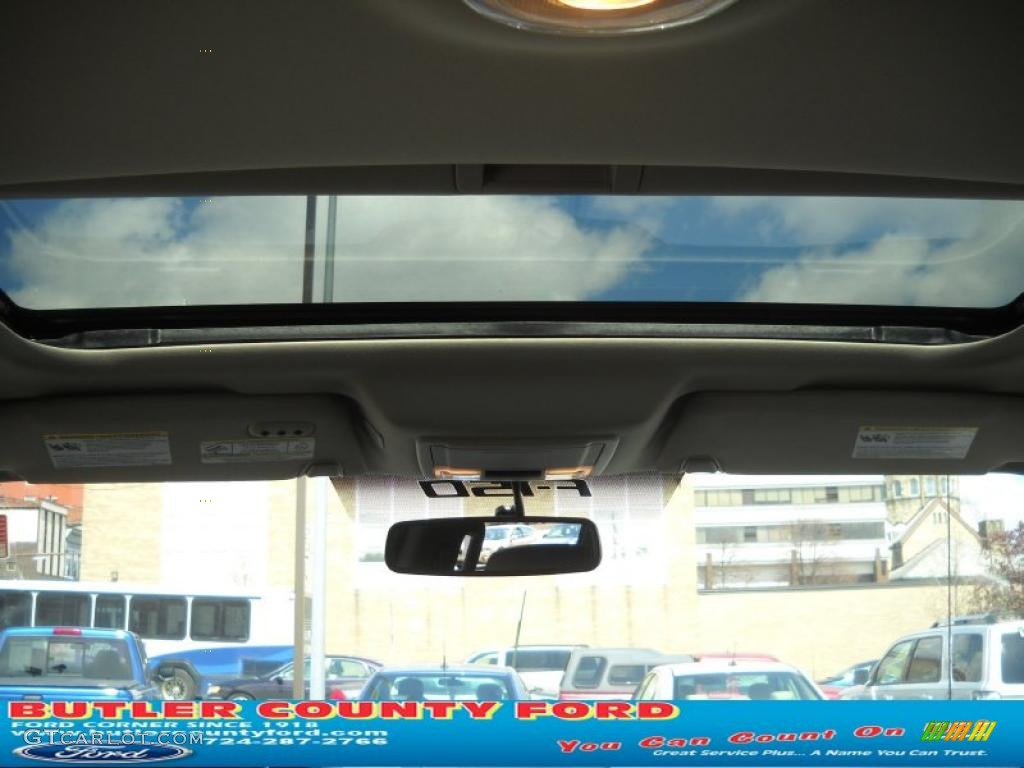 2010 F150 Lariat SuperCrew 4x4 - Ingot Silver Metallic / Black photo #12