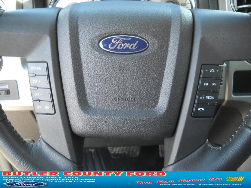 2010 F150 Lariat SuperCrew 4x4 - Ingot Silver Metallic / Black photo #24