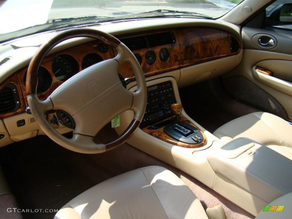 Oatmeal Interior 2002 Jaguar XK XK8 Convertible Photo #48356551