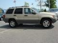 2000 Champagne Pearlcoat Jeep Grand Cherokee Laredo 4x4  photo #2