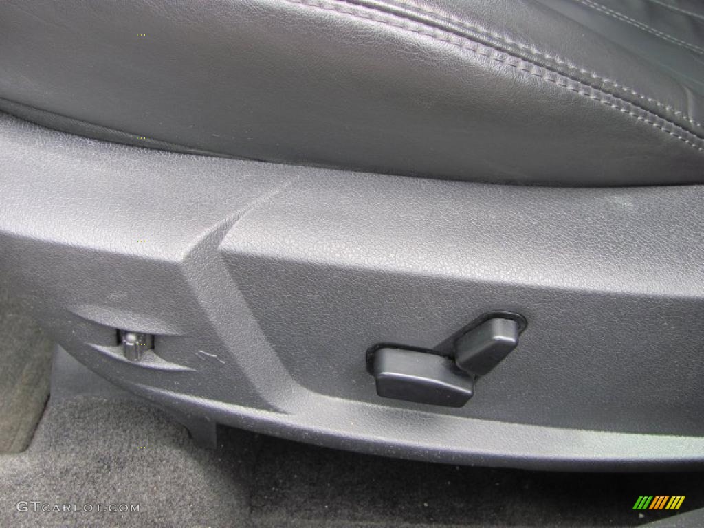 2008 300 C HEMI AWD - Dark Titanium Metallic / Dark Slate Gray photo #12