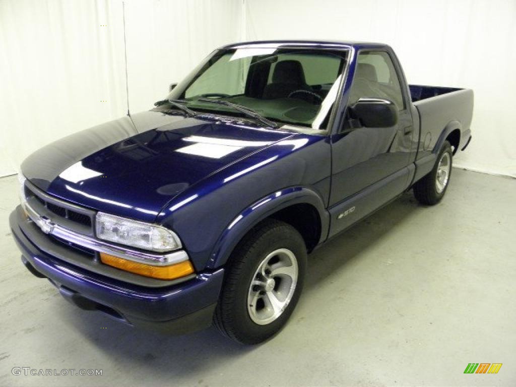 Indigo Blue Metallic 2002 Chevrolet S10 LS Regular Cab Exterior Photo #48357253