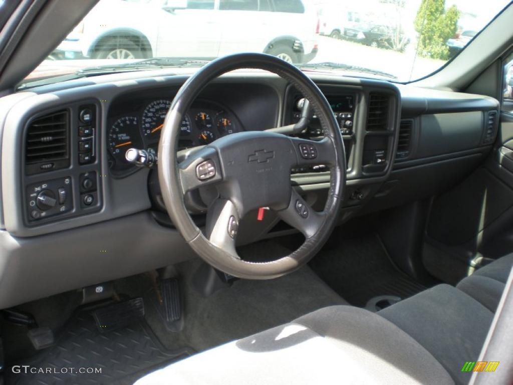 2004 Chevrolet Silverado 1500 LS Regular Cab 4x4 Dark Charcoal Dashboard Photo #48357517