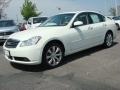 Ivory Pearl - M 35x Sedan Photo No. 6