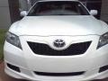 Black - Camry SE Photo No. 2