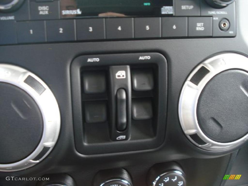 2011 Jeep Wrangler Unlimited Sahara 70th Anniversary 4x4 Controls Photo #48360118