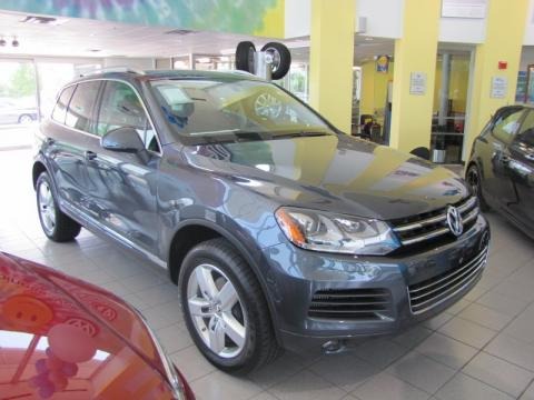 2011 Volkswagen Touareg TDI Sport 4XMotion Data, Info and Specs