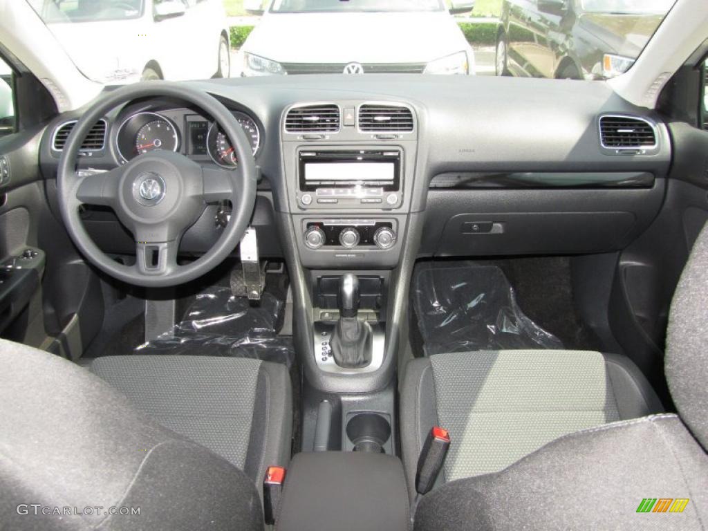 2011 Volkswagen Jetta S SportWagen Titan Black Dashboard Photo #48362173