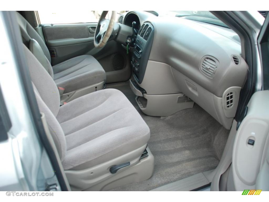 2001 Grand Caravan Sport - Bright Silver Metallic / Taupe photo #17