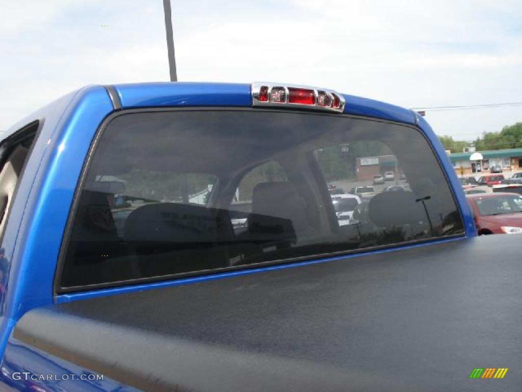 2007 Ram 1500 Sport Quad Cab 4x4 - Electric Blue Pearl / Medium Slate Gray photo #27