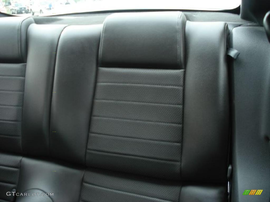 2005 Mustang GT Premium Coupe - Satin Silver Metallic / Dark Charcoal photo #10