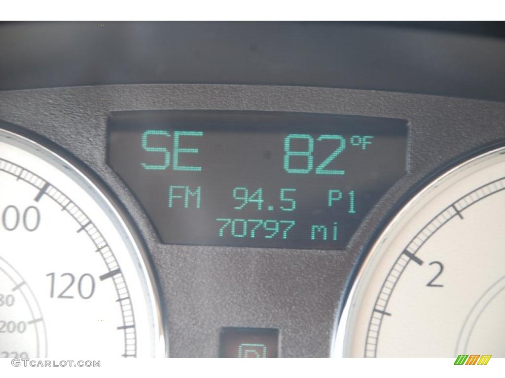 2005 300 C HEMI - Brilliant Black Crystal Pearl / Dark Slate Gray/Light Graystone photo #18