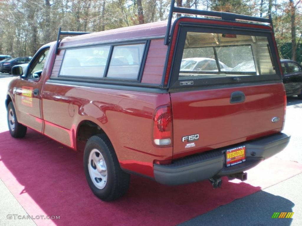 2004 F150 XL Heritage Regular Cab - Toreador Red Metallic / Medium Graphite photo #10