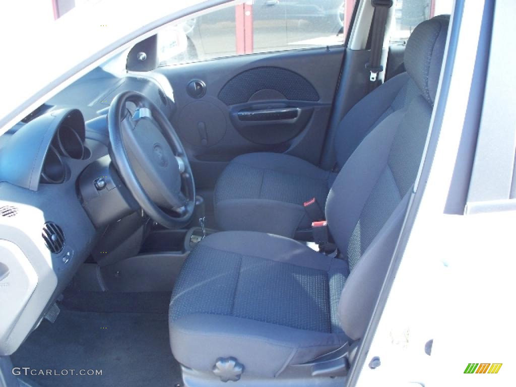 2006 Aveo LS Hatchback - Summit White / Charcoal photo #10