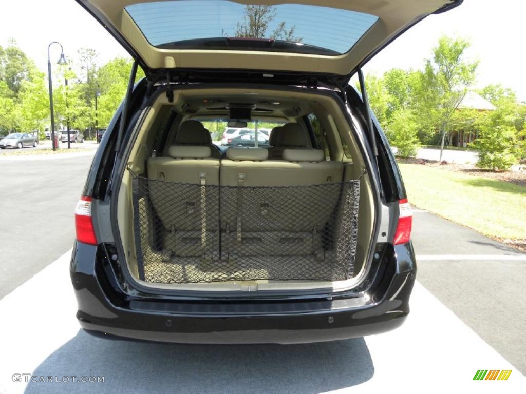 2006 Honda Odyssey Touring Trunk Photo #48368683