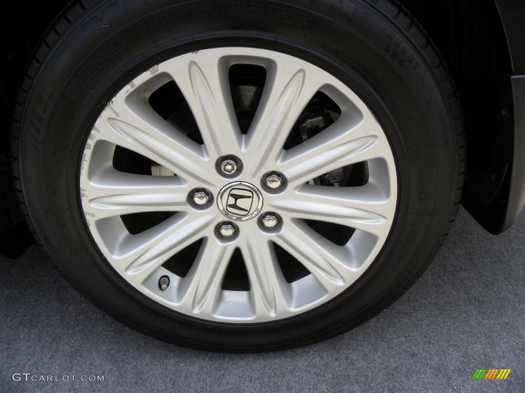 2006 Honda Odyssey Touring Wheel Photo #48368731
