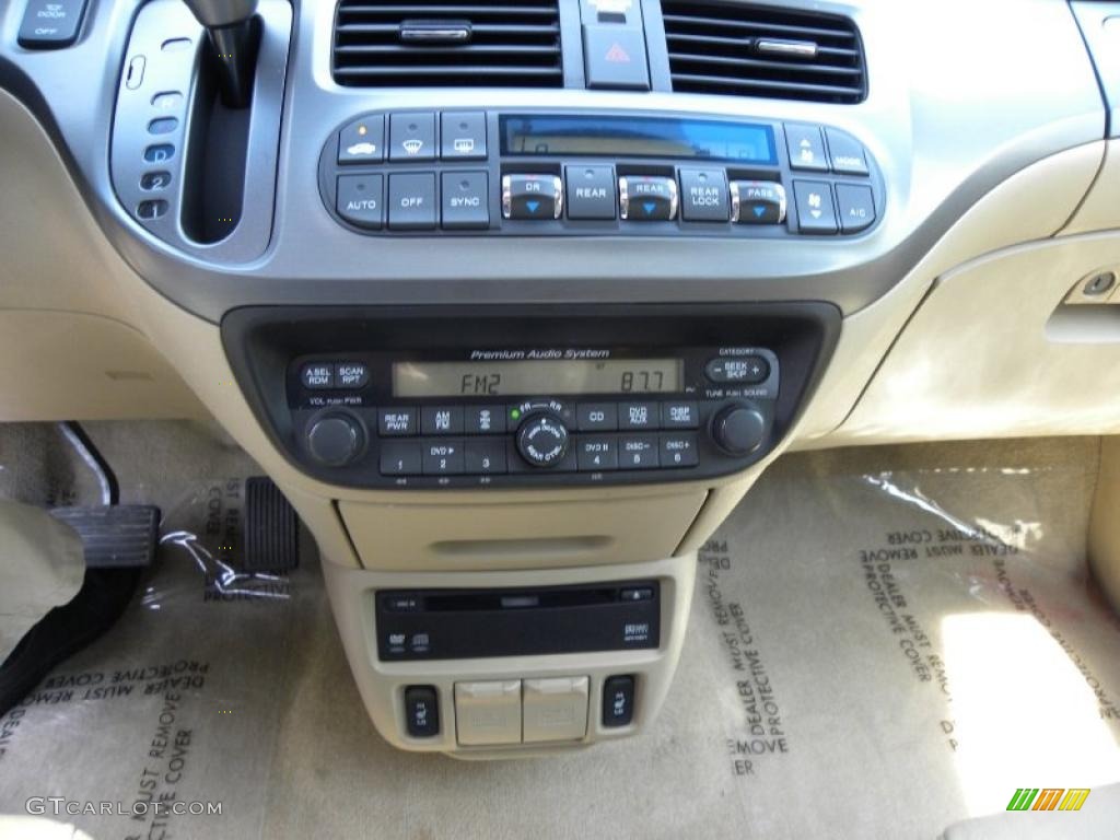 2006 Honda Odyssey Touring Controls Photo #48368773