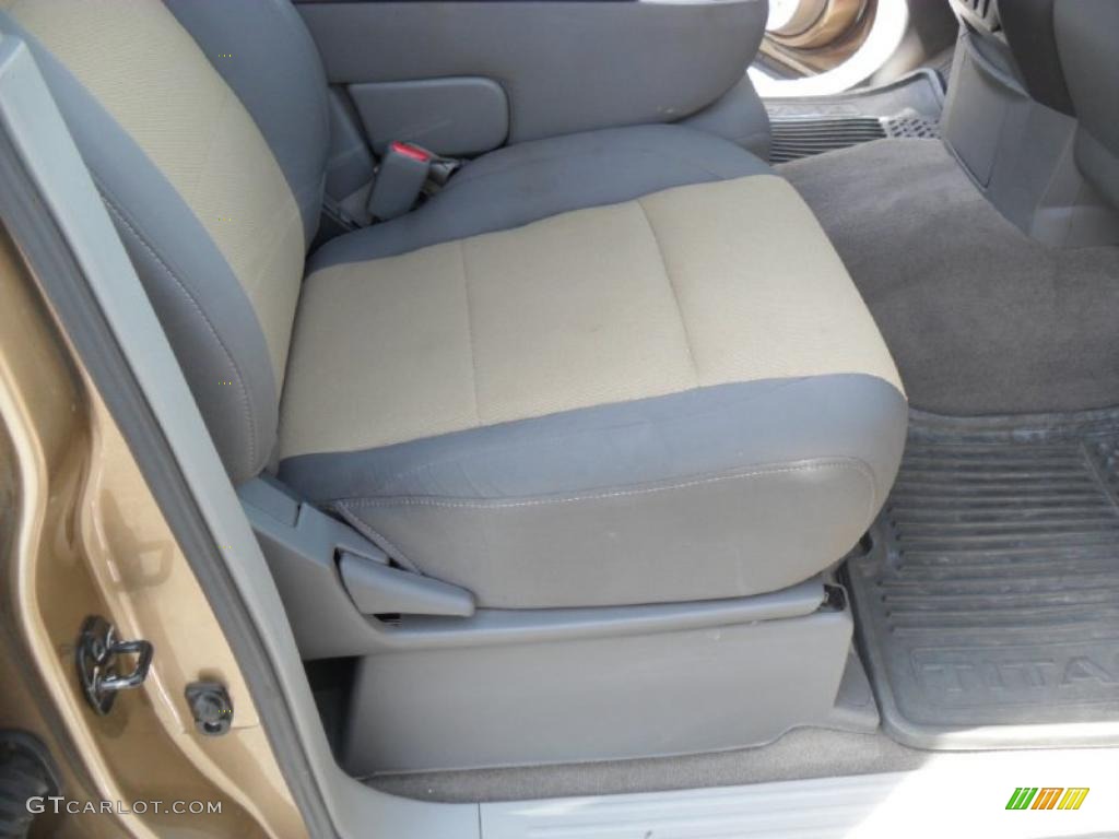 2004 Titan XE Crew Cab - Copper / Sand/Steel photo #20