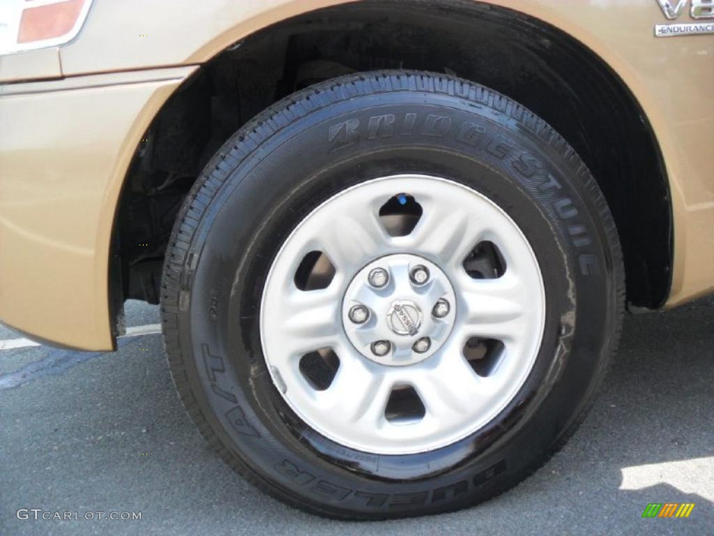 2004 Nissan Titan XE Crew Cab Wheel Photos