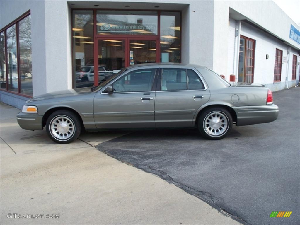 1999 Crown Victoria LX - Medium Grey Metallic / Light Graphite photo #2