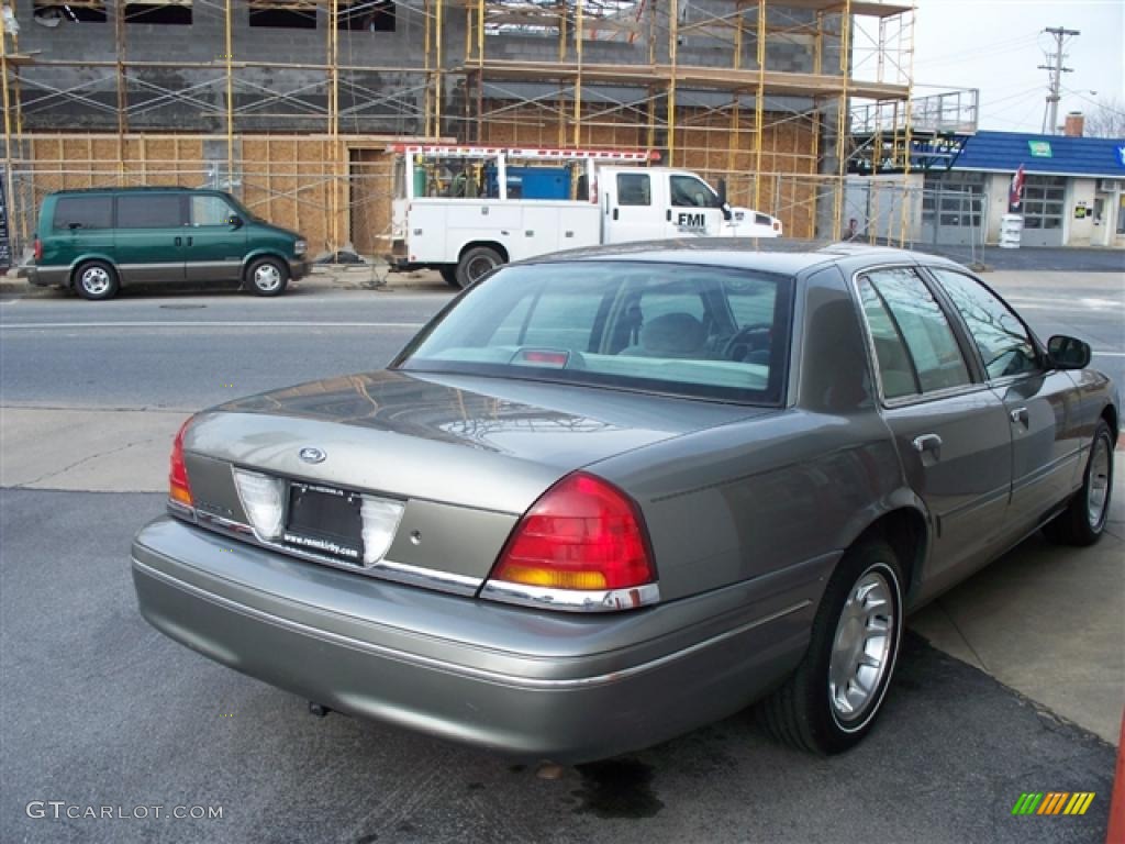 1999 Crown Victoria LX - Medium Grey Metallic / Light Graphite photo #5